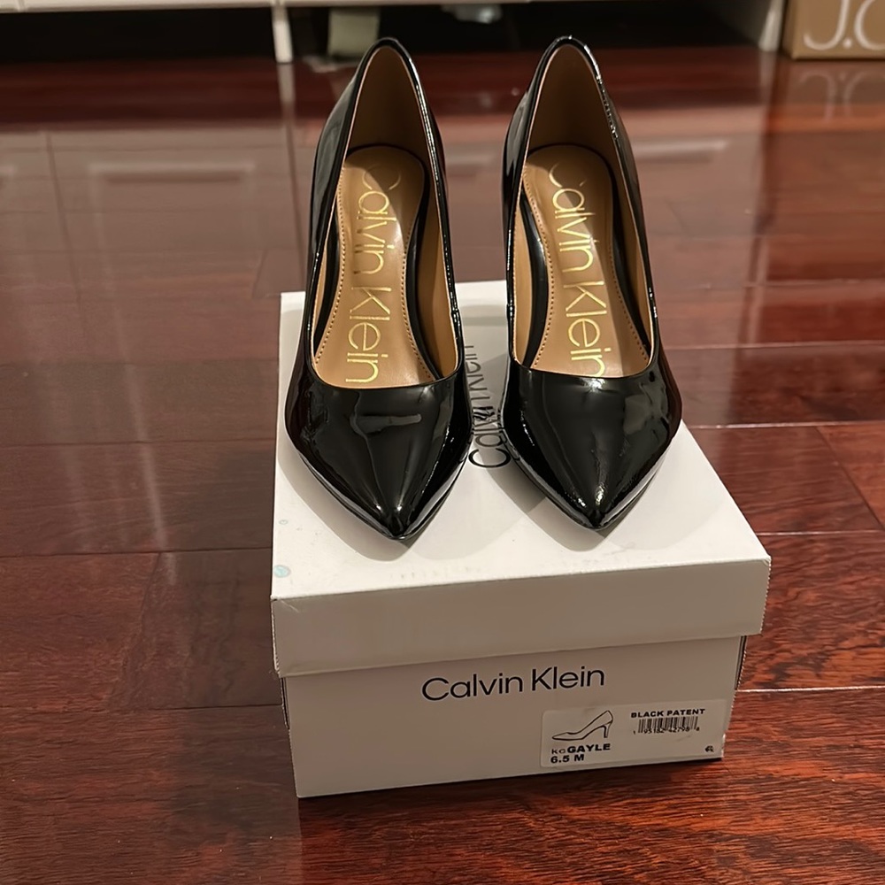 Calvin Klein 6.5 patent leather gayle heels